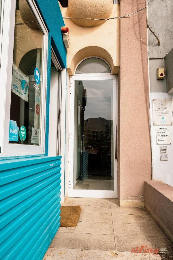 Scenic Seafront Duplex Apartment In Sliema Ngoại thất bức ảnh