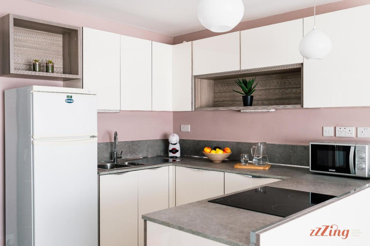 Scenic Seafront Duplex Apartment In Sliema Ngoại thất bức ảnh
